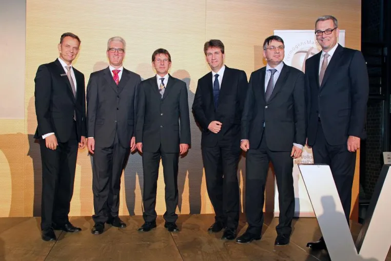 Zahlreiche Interessenten beim Anlegerforum der Volksbank Mittelhessen Bild: Zahlreiche Interessenten beim Anlegerforum der Volksbank Mittelhessen
