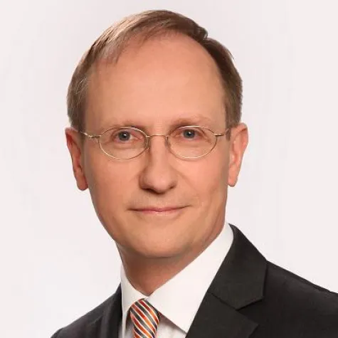 Bild: MdB Klaus-Dieter Gröhler startet mit Spätsprechstunde in 2015