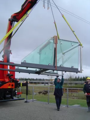 Bild: Weltpremiere: Der gläserne Balkon von München