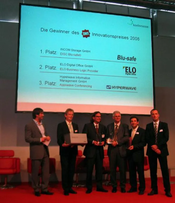INCOM Storage GmbH und DISC GmbH bei der Übergabe des DMS Innovationspreises