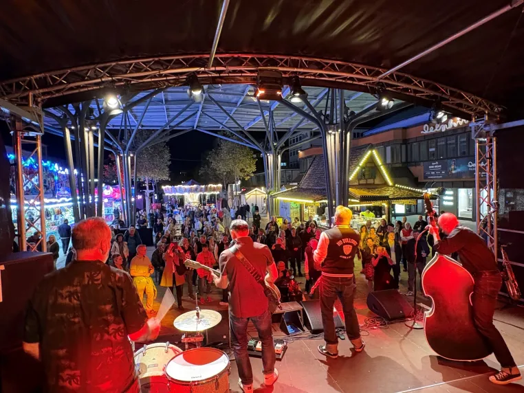 Großer Zuspruch für das Wolfsburger Kleinkunst-Festival Bild: Großer Zuspruch für das Wolfsburger Kleinkunst-Festival