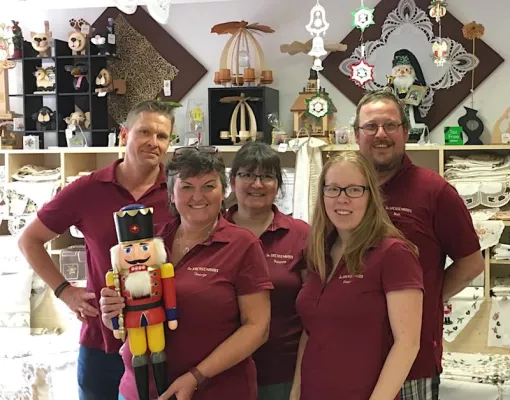 10 Jahre Jubiläum für "Das Sachsenhaus" und "Erzgebirgischer Weihnachtsmarkt" Bild: 10 Jahre Jubiläum für "Das Sachsenhaus" und "Erzgebirgischer Weihnachtsmarkt"