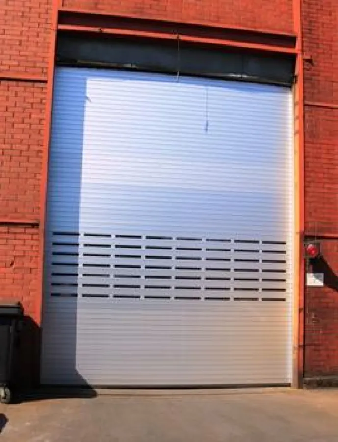 Alu Schnelllauftor Einsatzbeispiel Stahlwerk