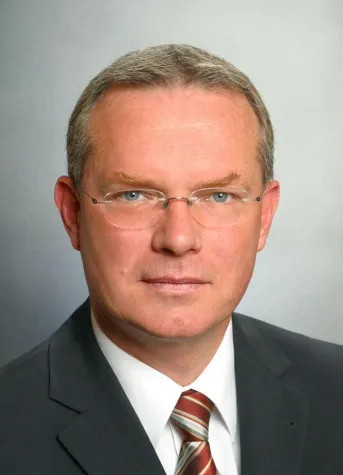 Bild: Neuer Vice President für Life Sciences bei Camelot IDPro