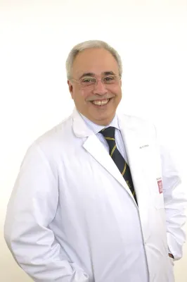 Bild: Schöne feste Zähne - spezielle Implantate und innovatives Konzept reduzieren Behandlungszeit und Kosten
