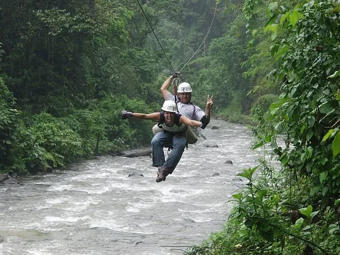Aktiv durch Costa Rica reisen mit avenTOURa Bild: Aktiv durch Costa Rica reisen mit avenTOURa
