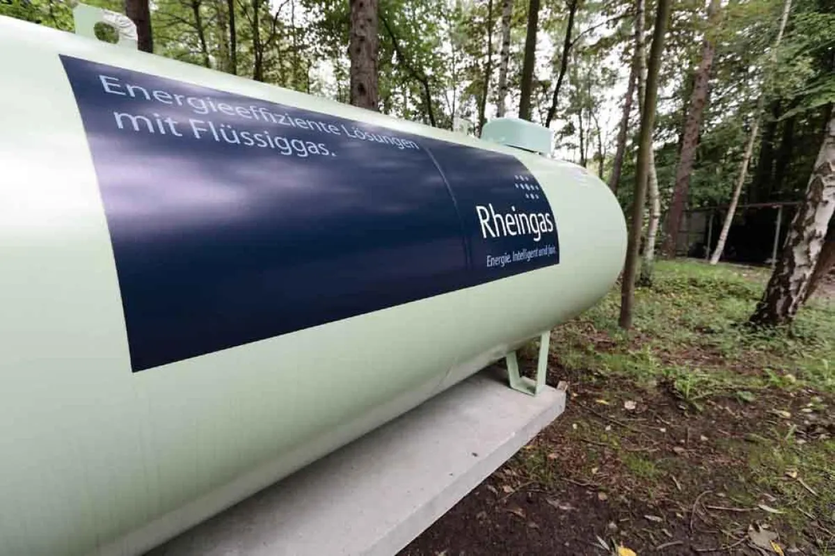 Innovative Oberflächenbehandlung von Flüssiggastanks ermöglicht umweltfreundliche Wartung und Reinigung