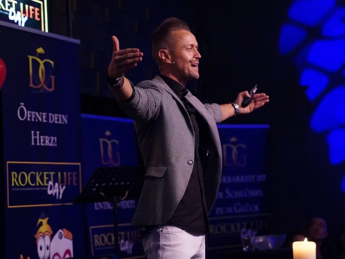 Dominik Goerke auf seiner Großeranstaltung dem Rocket Life Day (© Foto: Eugen Koch)