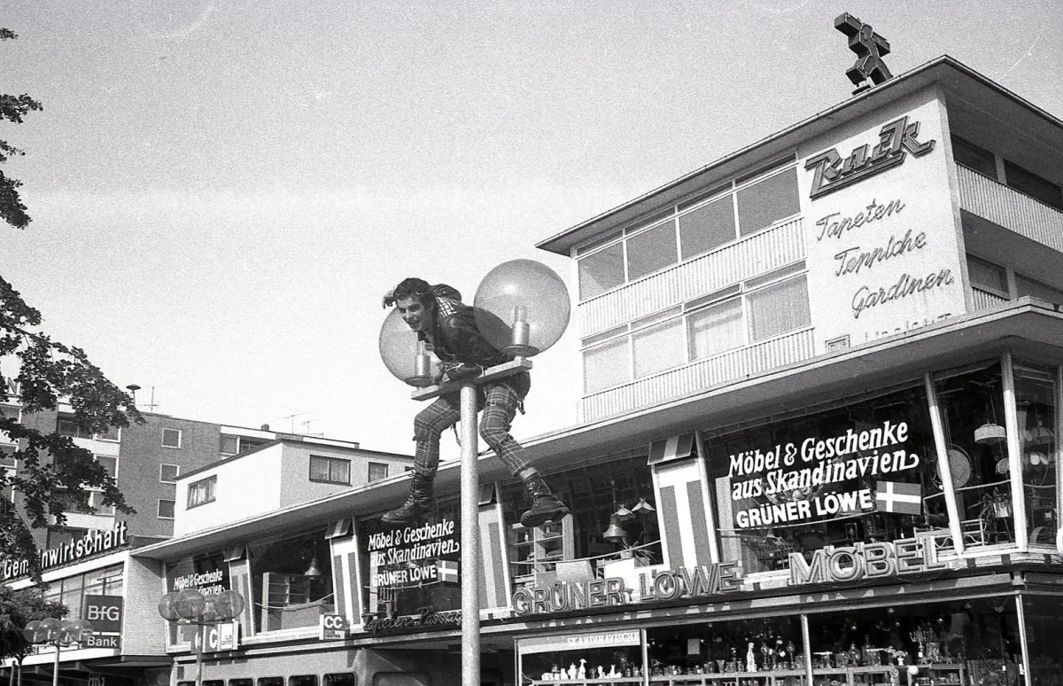 Werner Walczak, Aktion am Brunnen, 1981.