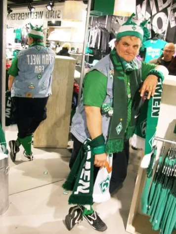 Herbstferien-Aktion im Fan- Shop vom SV Werder Bremen Bild: Herbstferien-Aktion im Fan- Shop vom SV Werder Bremen