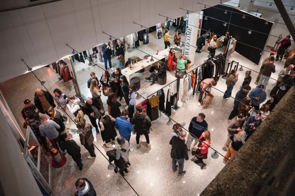 Märkte, Kommunikation, Prozesse im Wandel 57. INNATEX diskutiert Notwendigkeit strategischer Weiterentwicklung Bild: Märkte, Kommunikation, Prozesse im Wandel 57. INNATEX diskutiert Notwendigkeit strategischer Weiterentwicklung