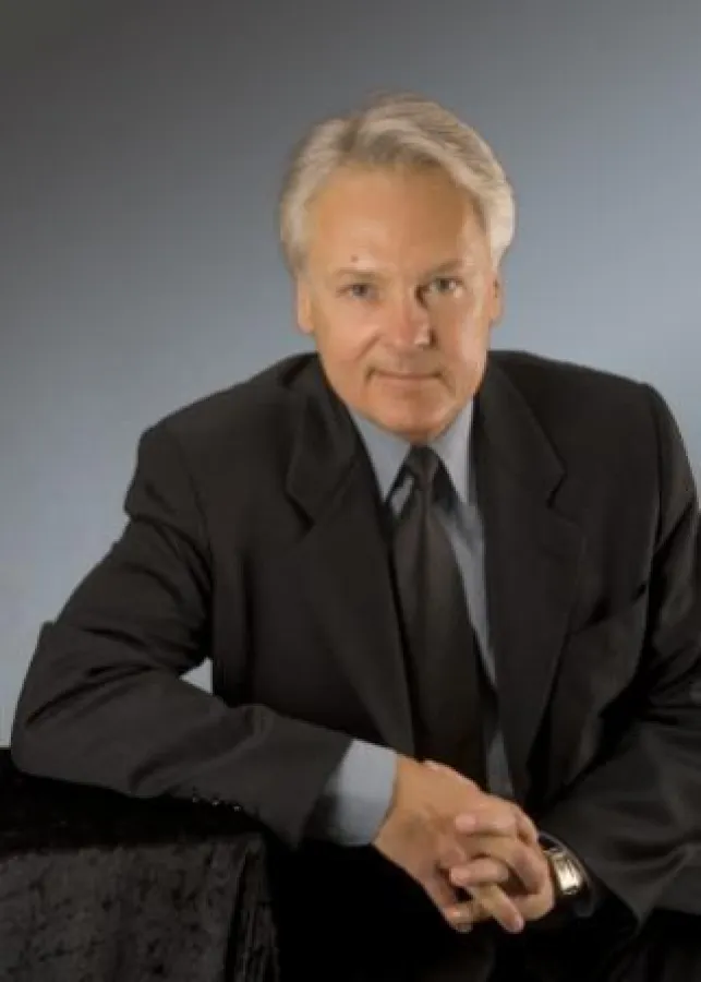 Da Vinci-Zentrum Mülheim, GF Bernd Riekenbrock