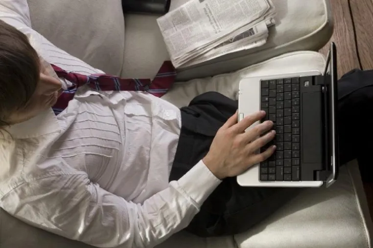 Gestatten, der perfekte Begleiter - Dell Inspiron Mini 9 Bild: Gestatten, der perfekte Begleiter - Dell Inspiron Mini 9