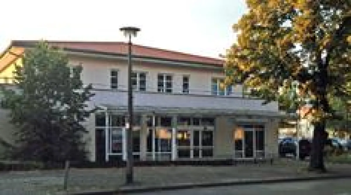 Zweiter Berliner Standort der DEG Deutschland Elektrogroßhandel GmbH: die Roelckestraße 111 in Berli