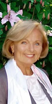 "Im Fluss des Lebens" Ruth Maria Kubitschek stellt ihr neues Buch vor Bild: "Im Fluss des Lebens" Ruth Maria Kubitschek stellt ihr neues Buch vor