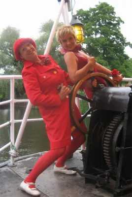 Bild: Benefiz Potsdam am 28.10.2007 - Theaterschiff muss sein