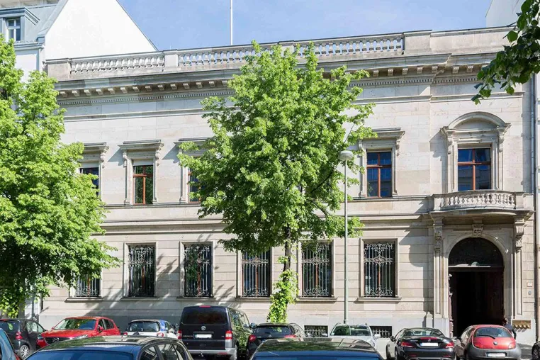 Bild: Neuer Unternehmenssitz: Die HGHI Holding GmbH zieht in das historische Mendelssohn-Palais in Berlin-Mitte