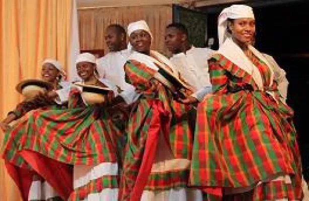 Bild: Hier steppt der Bèlè