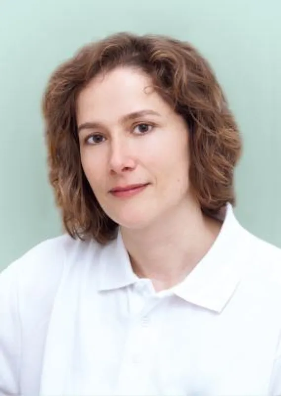 Dr. med. Jennifer Schneider, Fachärztin für Chirurgie, Notfallmedizin, Proktologie