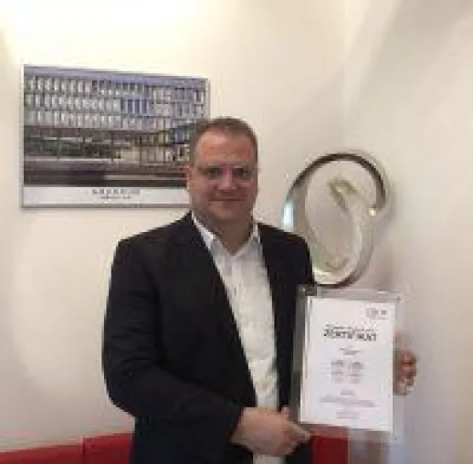 Bild: GRUNDUM Immobilien GmbH aus Wiesbaden als »DIQP - Top Immobilienmakler« ausgezeichnet