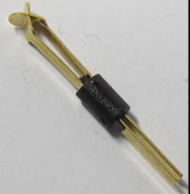 Bild: Vierleiter_Messung mit Kelvin- Federkontakt