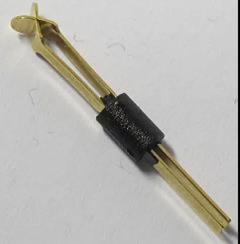 Bild: Vierleiter_Messung mit Kelvin- Federkontakt