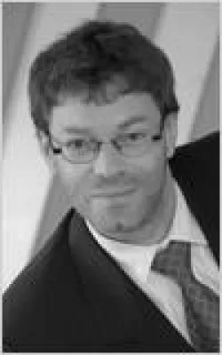 Bild: Sind Raser Terroristen? Paderborner Anwalt Gelhard zweifelt Rechtsgrundlage von Blitzerfotos an