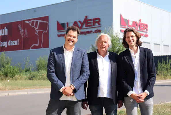 Bild: Generationswechsel bei LAYER-Grosshandel