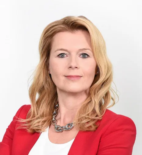 Neue Leiterin Marketingkommunikation für Stämpfli GmbH Bild: Neue Leiterin Marketingkommunikation für Stämpfli GmbH