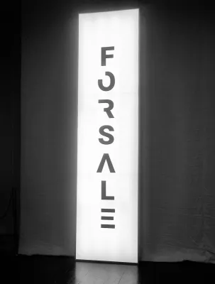 Bild: Versteigerung einer Theateraufführung - Der Wert von Kunst und ihres Besitzes als Ausgangspunkt