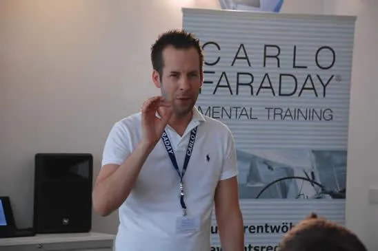 Bild: Teilnehmer empfehlen die speziellen CARLO FARADAY Seminare mit klinischer Hypnose