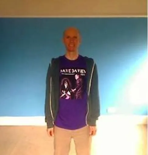 Garment Printing druckt T-Shirts für Dave Davies, Gitarrist der Kinks, für sein großes Comeback in London Bild: Garment Printing druckt T-Shirts für Dave Davies, Gitarrist der Kinks, für sein großes Comeback in London