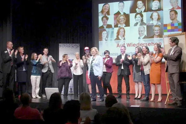 Bild: Preisverleihung auf Business-Expertenforum am 23.4.16