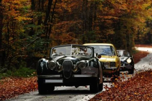 Bild: Eifel Classics Revival - die Oldtimerrallye für sportlich ambitionierte und gefühlvolle Fahrer
