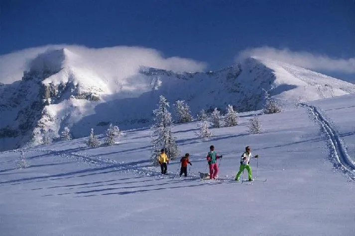 La Niña kehrt zurück: Schneereicher Auftakt der Skisaison in Kanada Bild: La Niña kehrt zurück: Schneereicher Auftakt der Skisaison in Kanada