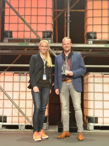 Bild: e-Spirit gewinnt Market Transformation Award 2017 beim AWS Transformation Day