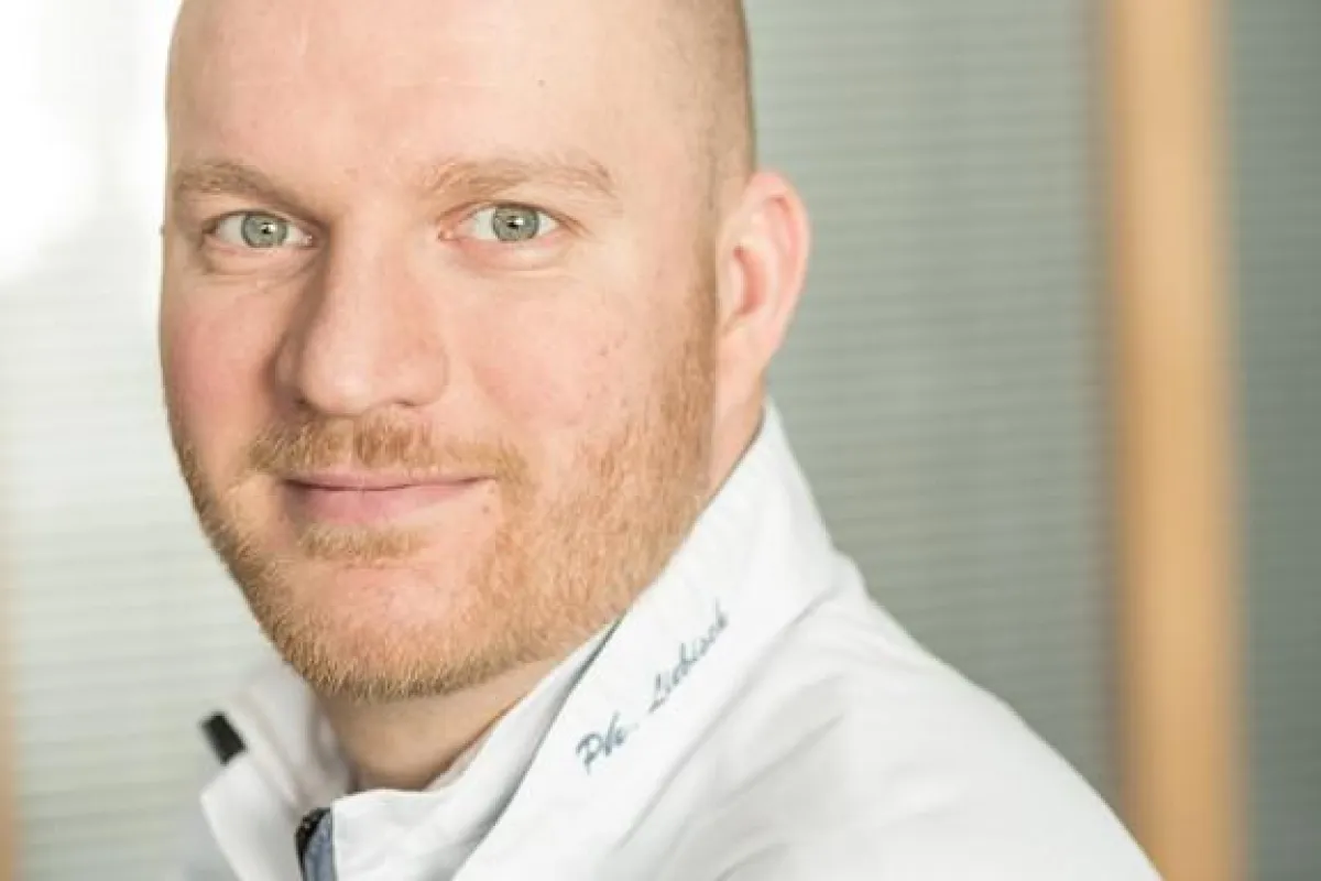 Executive Küchenchef Philipp Liebisch kreiert Kulinarisches im ZEITGEIST und in der BROTZEIT.