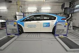 Bild: Das TUZ des TÜV Hessen mit AVL Messtechnik für japanischen Markt zertifiziert