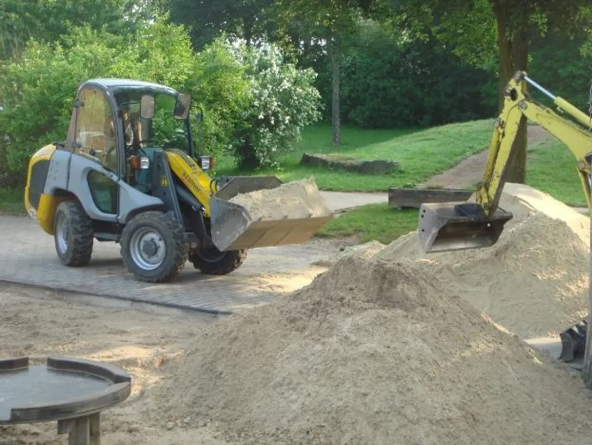 Sandaustausch für saubere Sandkästen