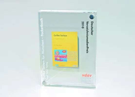 Bild: Auch ohne Tore meisterhaft: Gelbe Seiten gewinnt Verzeichnis-medienPreis