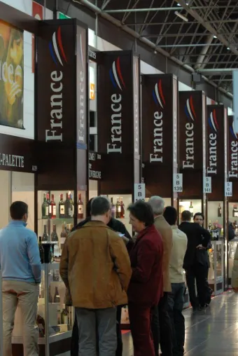ProWein 2008: Neuheiten der französischen Weinproduzenten machen neugierig auf den Espace France Bild: ProWein 2008: Neuheiten der französischen Weinproduzenten machen neugierig auf den Espace France