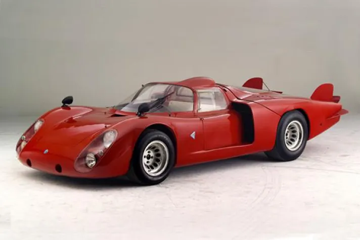 Bild: Legende & Technik zum Greifen nahe: Alfa Romeo Tipo 33.2, Baujahr '68 (Wert: 1 Mio EUR) bei Mannheimer