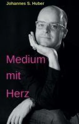 Bild: Medium mit Herz -  ein esoterischer Ratgeber