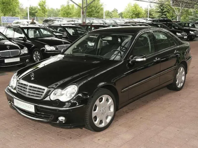 Bild: Produktinformation - Gebrauchtwagen Mercedes-Benz C 320 CDI Limousine