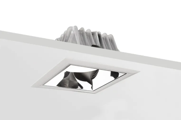 Bild: Glamox Downlight für mehr Planungsfreiheit