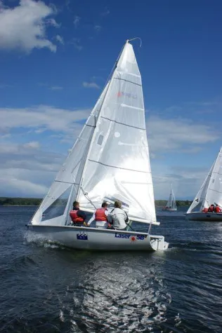 Bild: 10-jähriges Jubiläum - Voll geförderte Ausbildung zum Segel- und Surflehrer