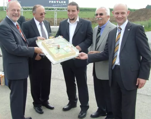 Bild: Langer Hydraulik GmbH - Spatenstich am Businesspark Piepersberg