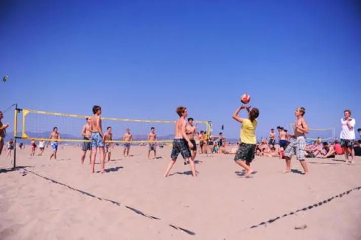 Coole Ferien an heißen Stränden – ab in den Süden Bild: Coole Ferien an heißen Stränden – ab in den Süden