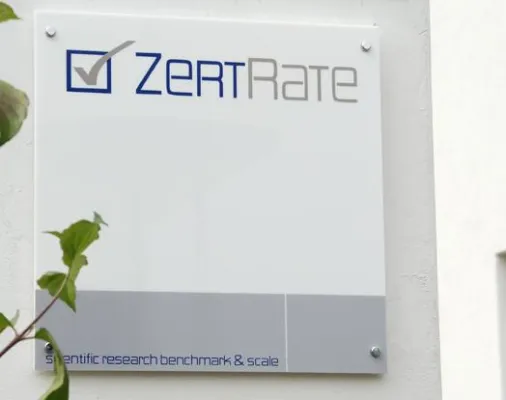 Bild: Insolvenz aktuell - Insolvenzverwalter Wilhelm Salim Khan Durani mit „AAA“ geratet