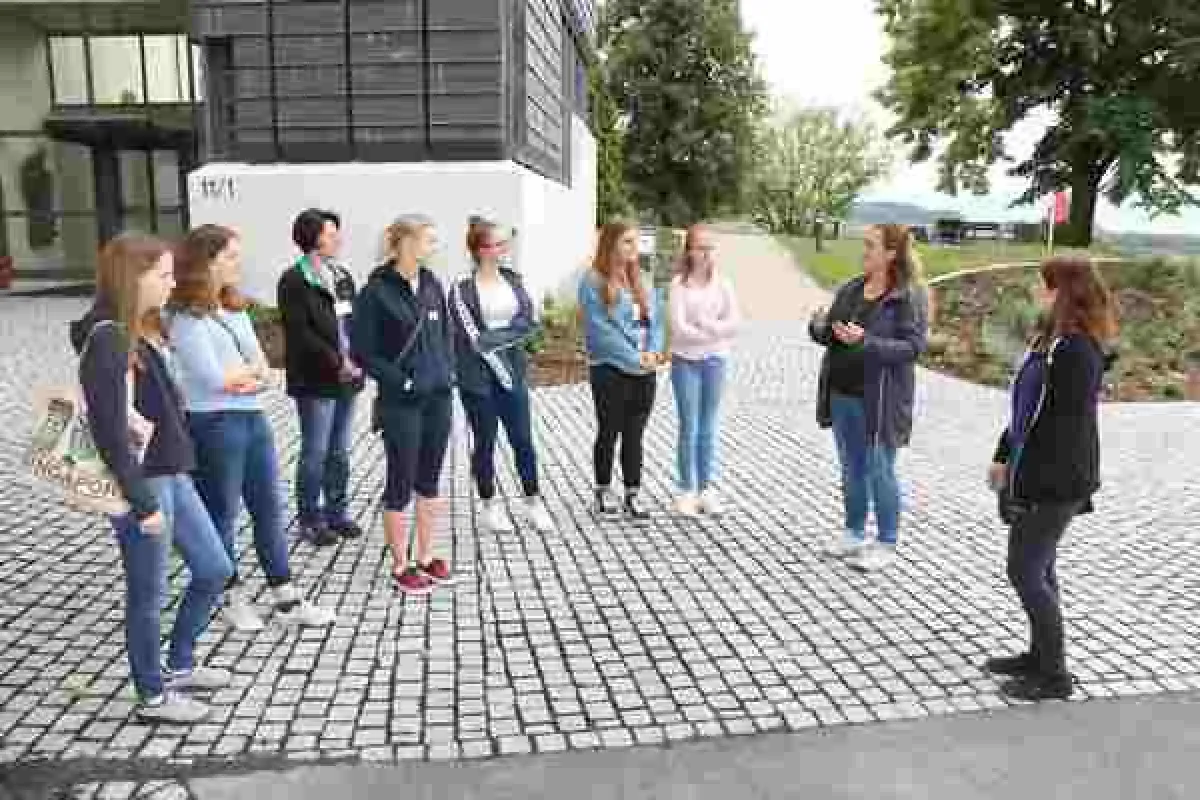 ?wissen was geht!? lud Schülerinnen und Schüler zum Berufsinformationstag in die Stiftung Liebenau e